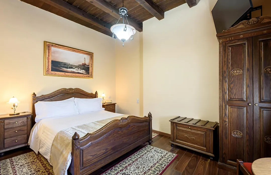 Porto Del Colombo Traditional Boutique Hotel-1